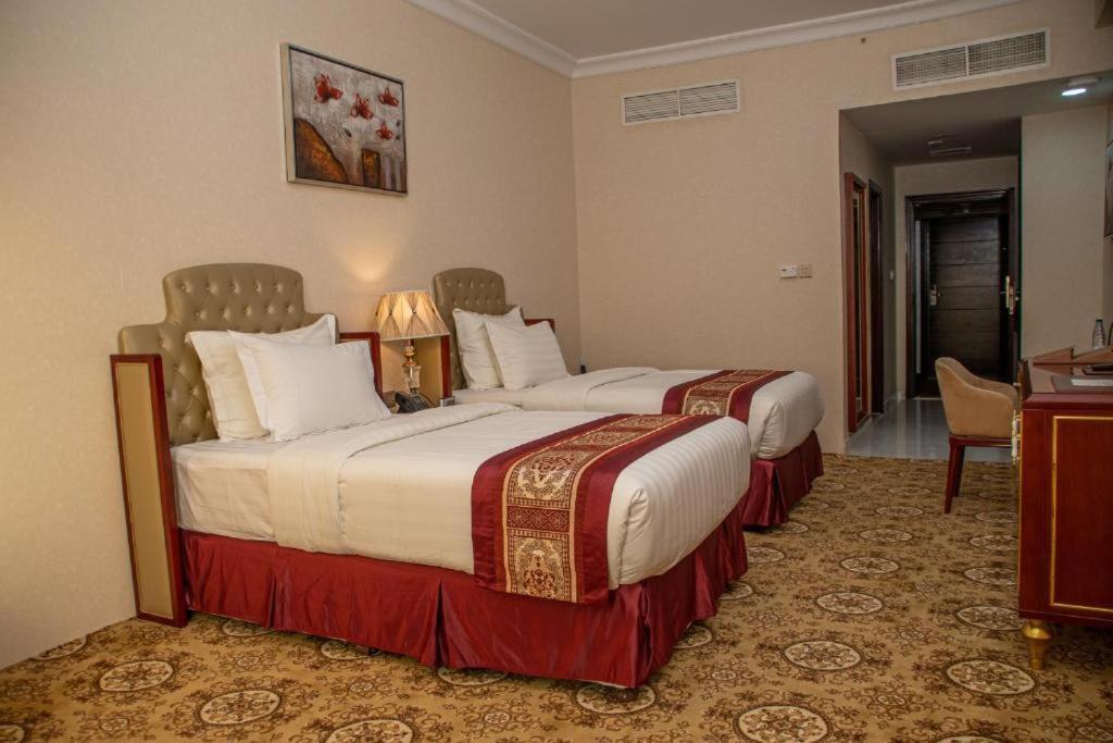 Al Salam Grand Hotel Al Buraimi Exteriör bild